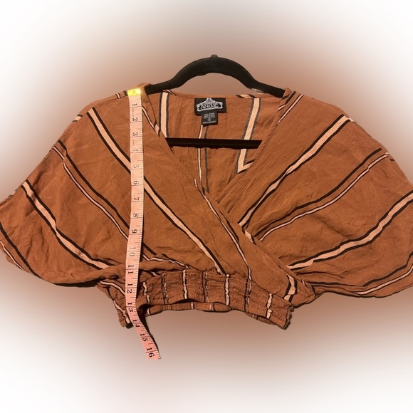 Angie Crop Top size small, Copper color with black stripes - Picture 5 of 5